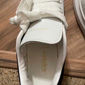 Alexander mcqueen men's size 40
